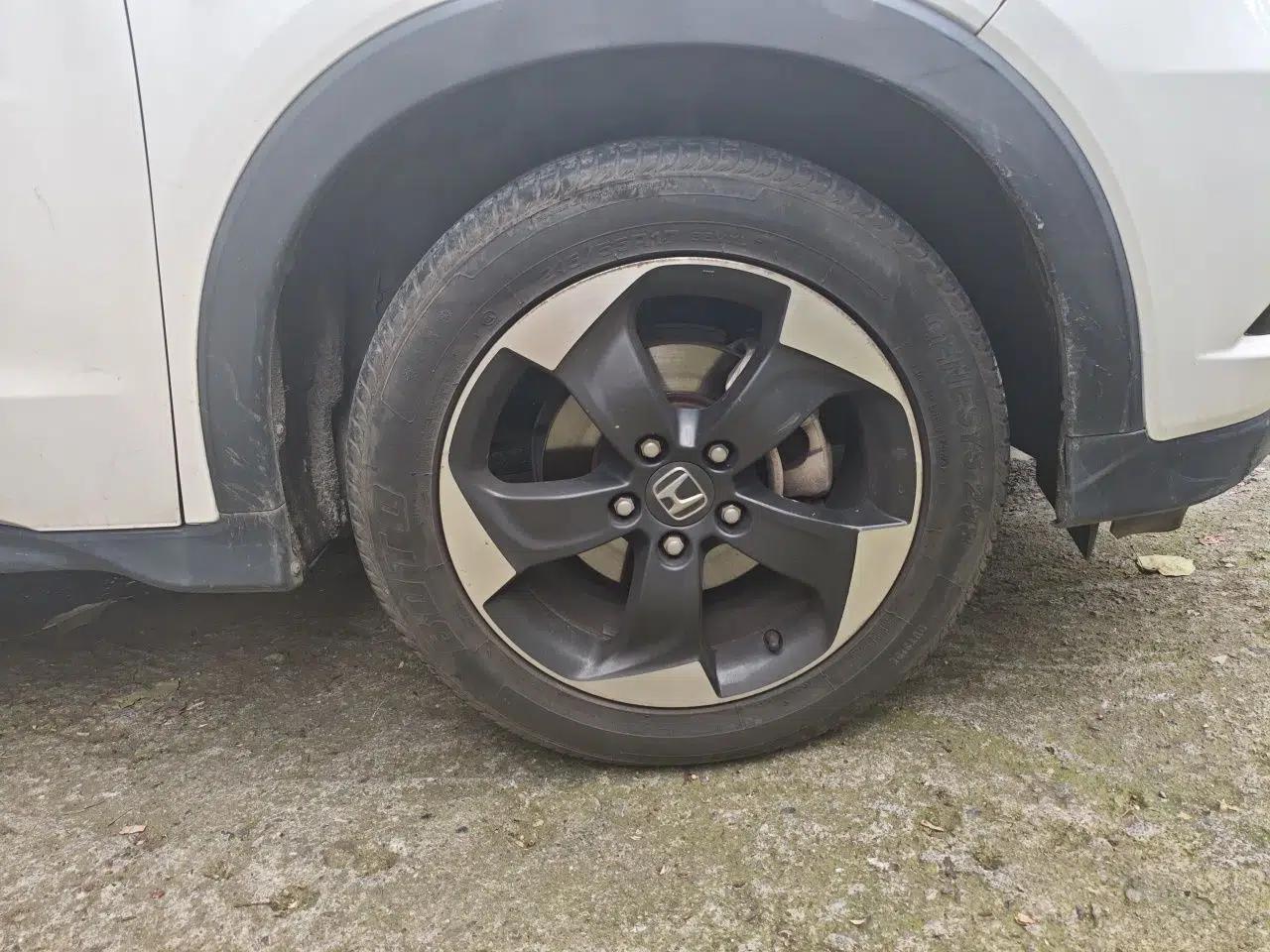 Honda Vezel 2017 1.8L CVT Front-Wheel Drive Pioneer Edition — миниатюра 8