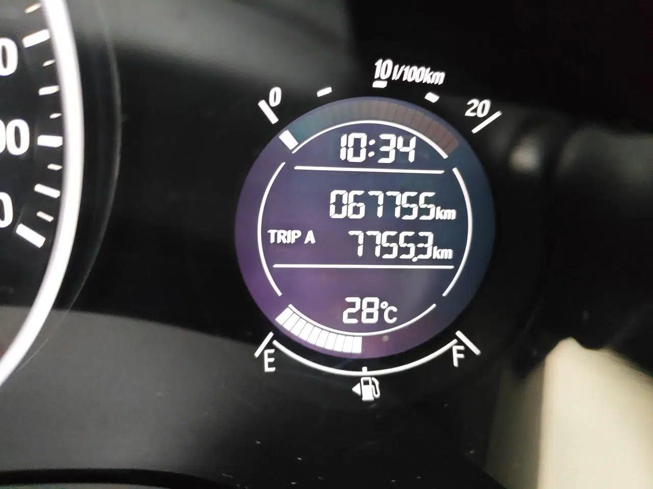 Honda Vezel 2016 1.8L CVT Front-Wheel Drive Pioneer Edition — миниатюра 11