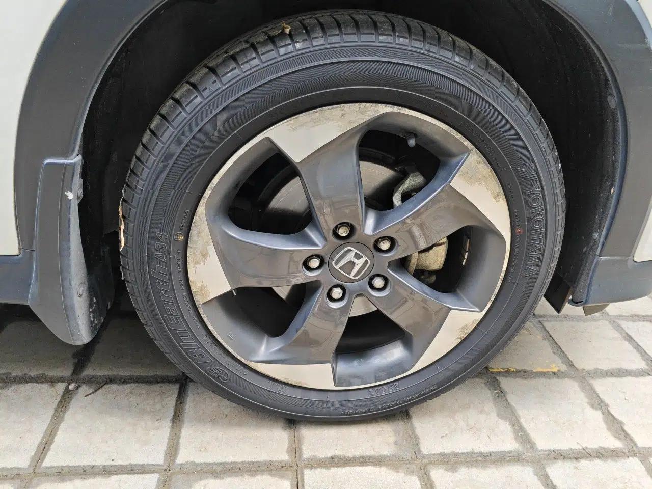 Honda Vezel 2016 1.8L CVT Front-Wheel Drive Pioneer Edition — миниатюра 8
