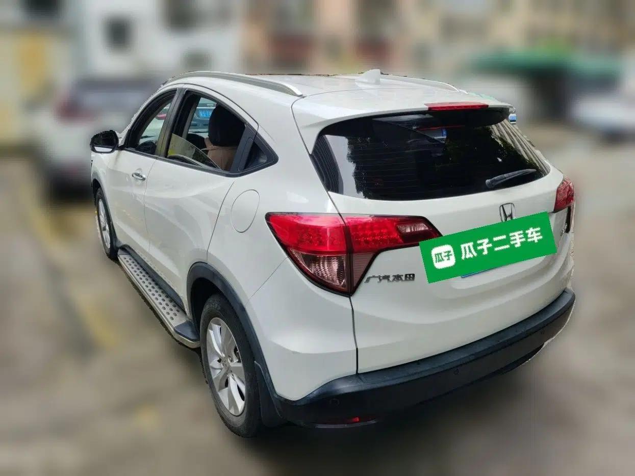 Honda Vezel 2015 1.8L CVT 2WD Elite Model — миниатюра 4