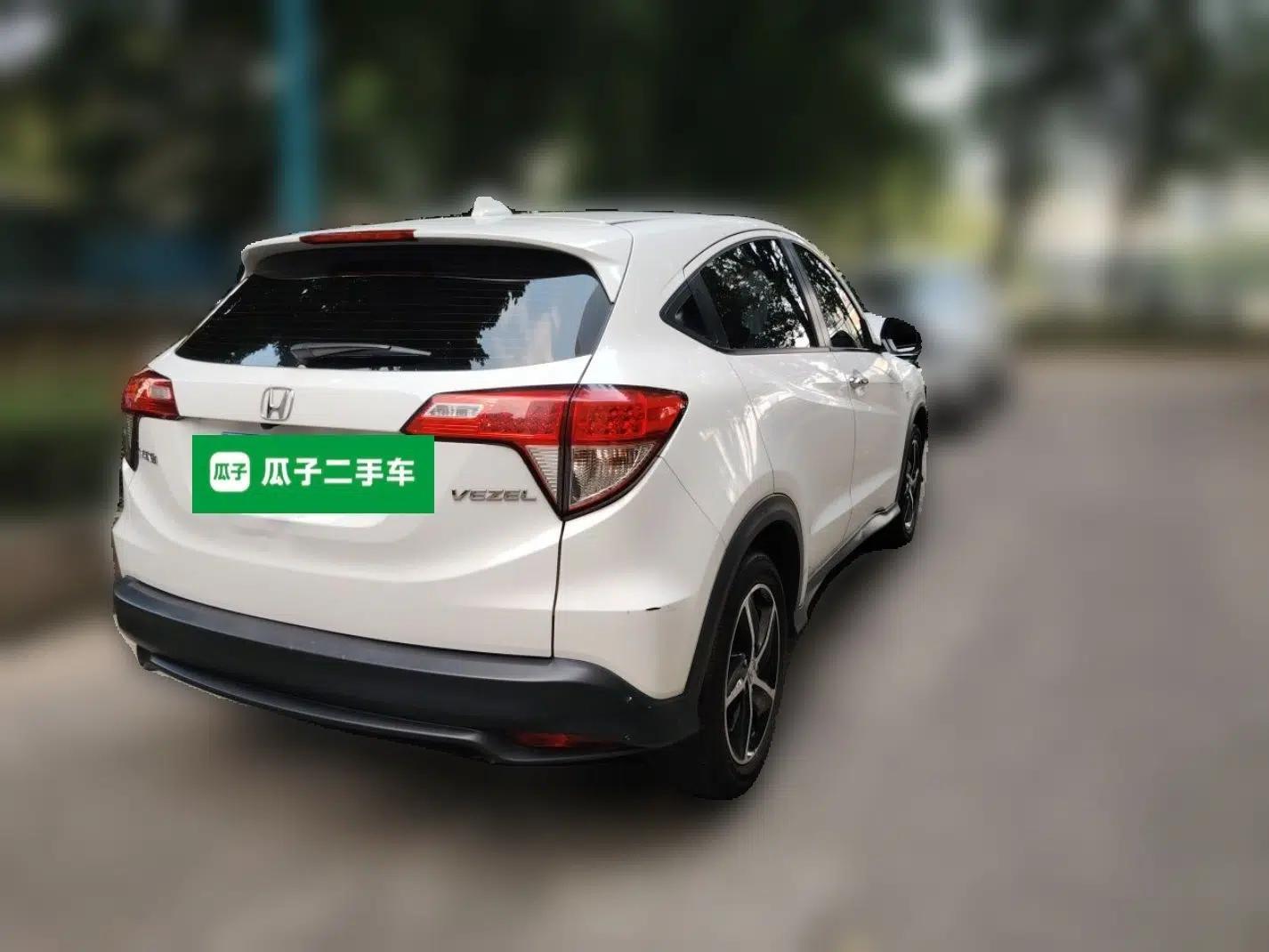 Honda Vezel 2020 1.5L CVT Pioneer Edition — миниатюра 6
