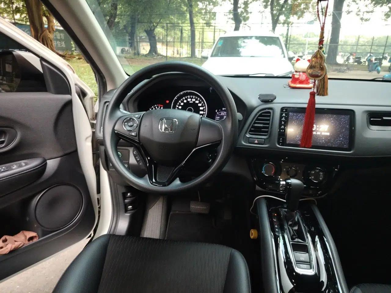 Honda Vezel 2020 1.5L CVT Pioneer Edition — миниатюра 10