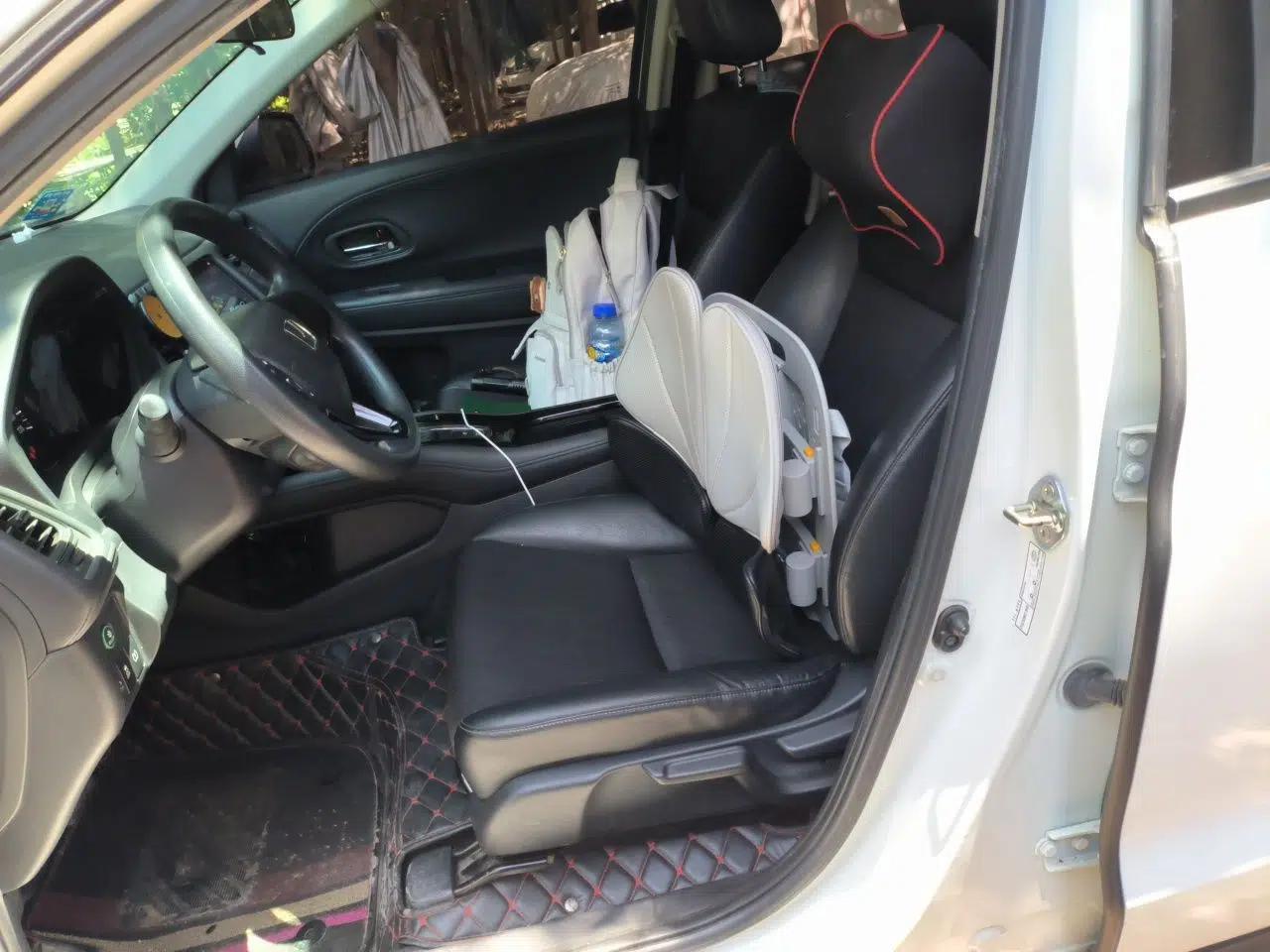 Honda Vezel 2020 1.5L CVT Luxury Edition — миниатюра 15