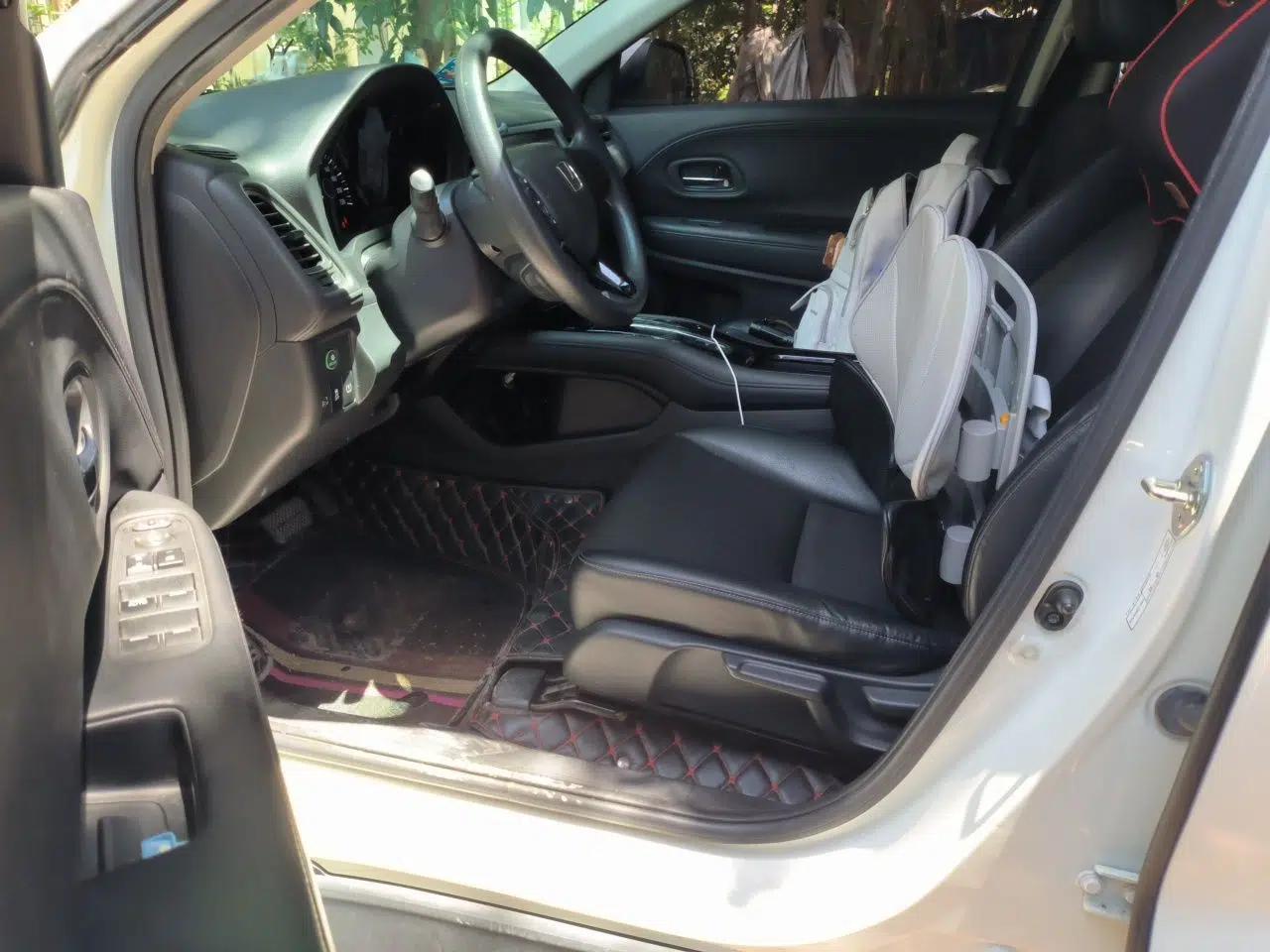 Honda Vezel 2020 1.5L CVT Luxury Edition — миниатюра 16
