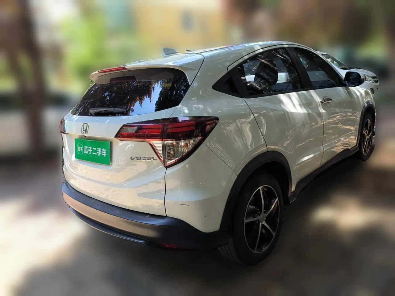 Honda Vezel 2020 1.5L CVT Luxury Edition — миниатюра 6