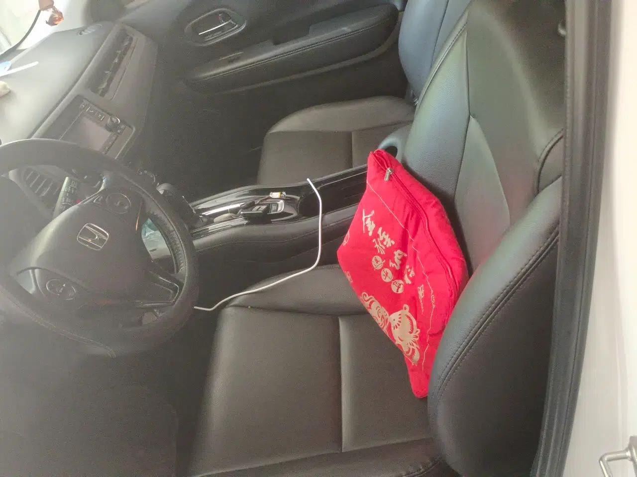 Honda Vezel 2018 1.5L CVT 2WD Technology Elite Model — миниатюра 15