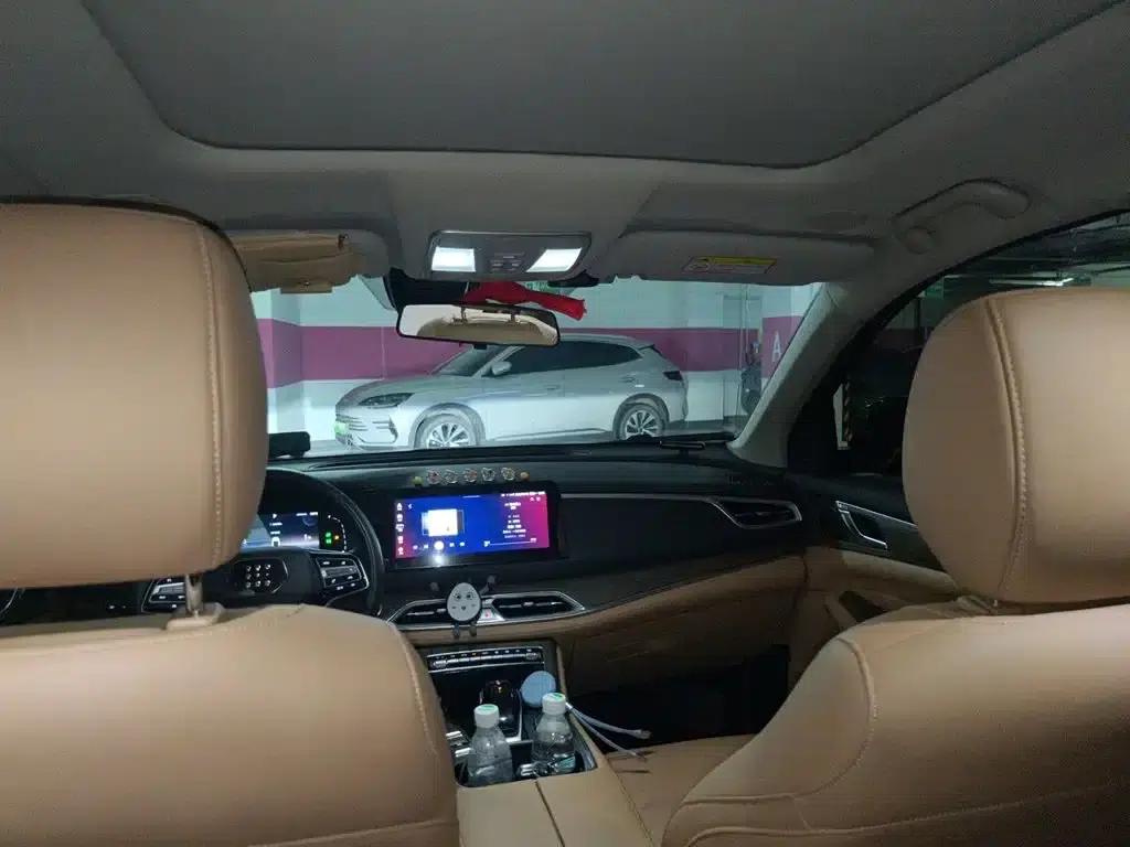 Blue Electric E5 2023 1.5L DE-i 100KM Premium Edition 7-seater — миниатюра 15