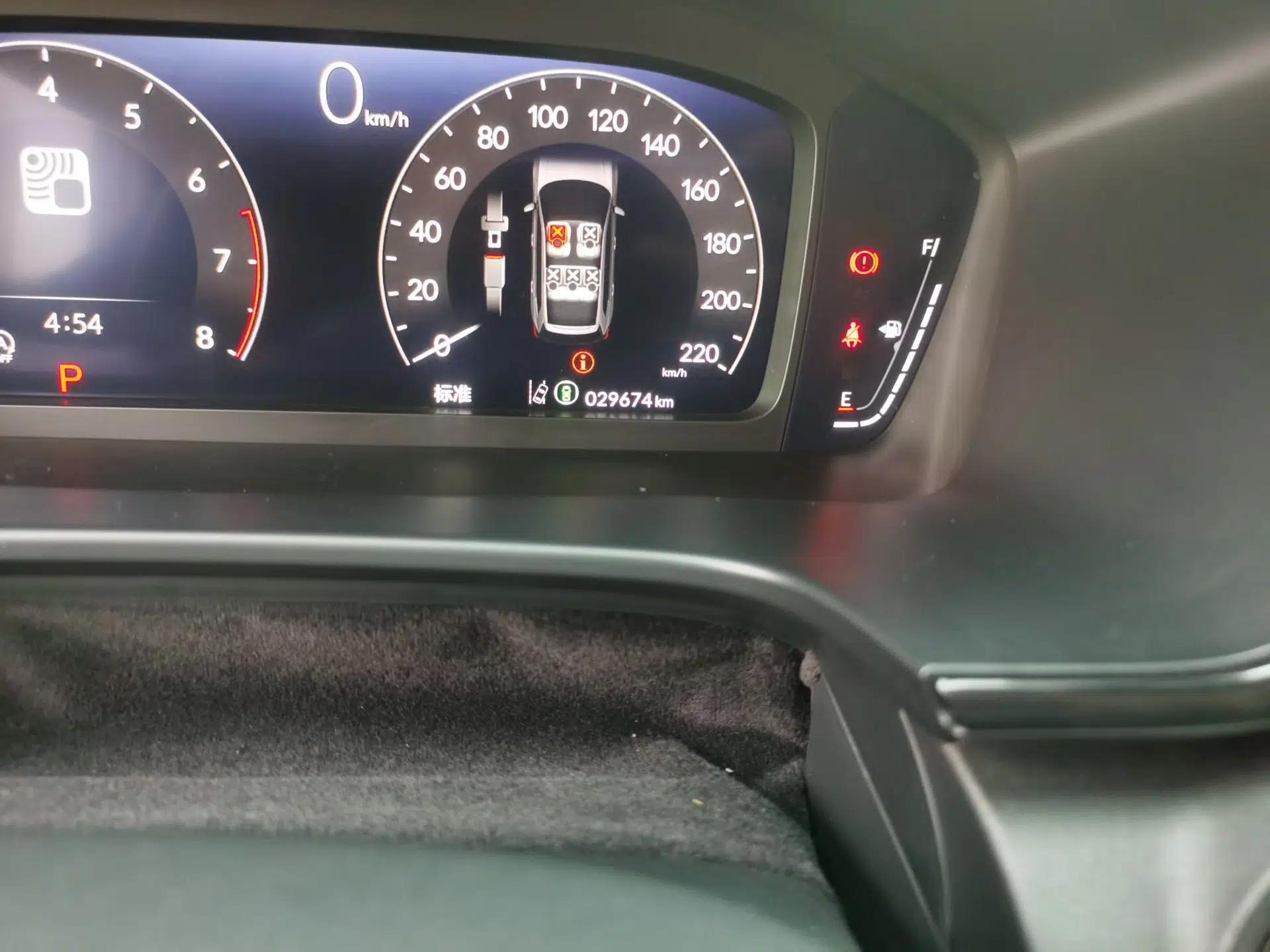 Honda Breeze 2023 240TURBO Two-Wheel-Drive Luxury Edition 5 Seats — миниатюра 12