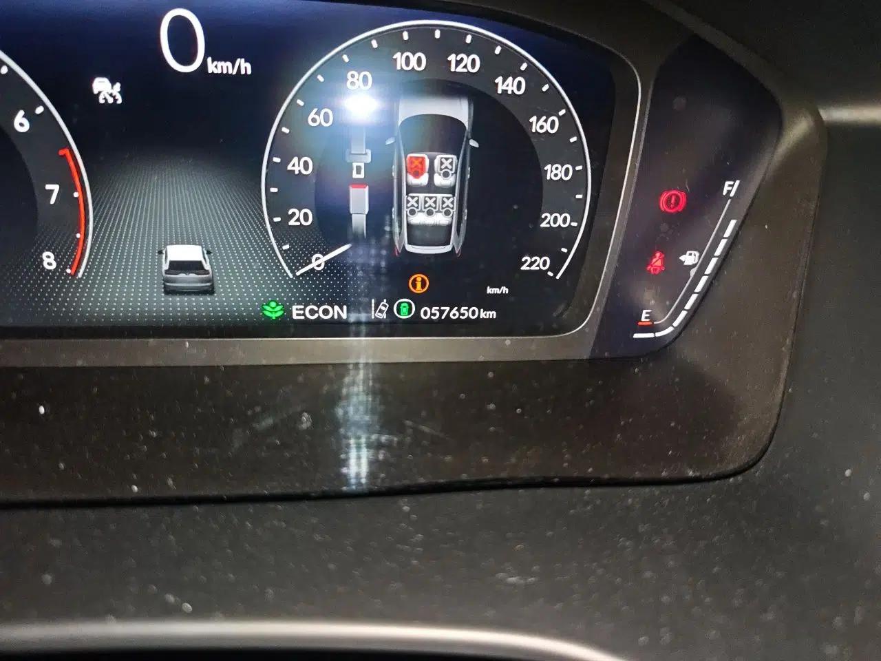 Honda Breeze 2023 240TURBO Two-Wheel-Drive Luxury Edition 5 Seats — миниатюра 12