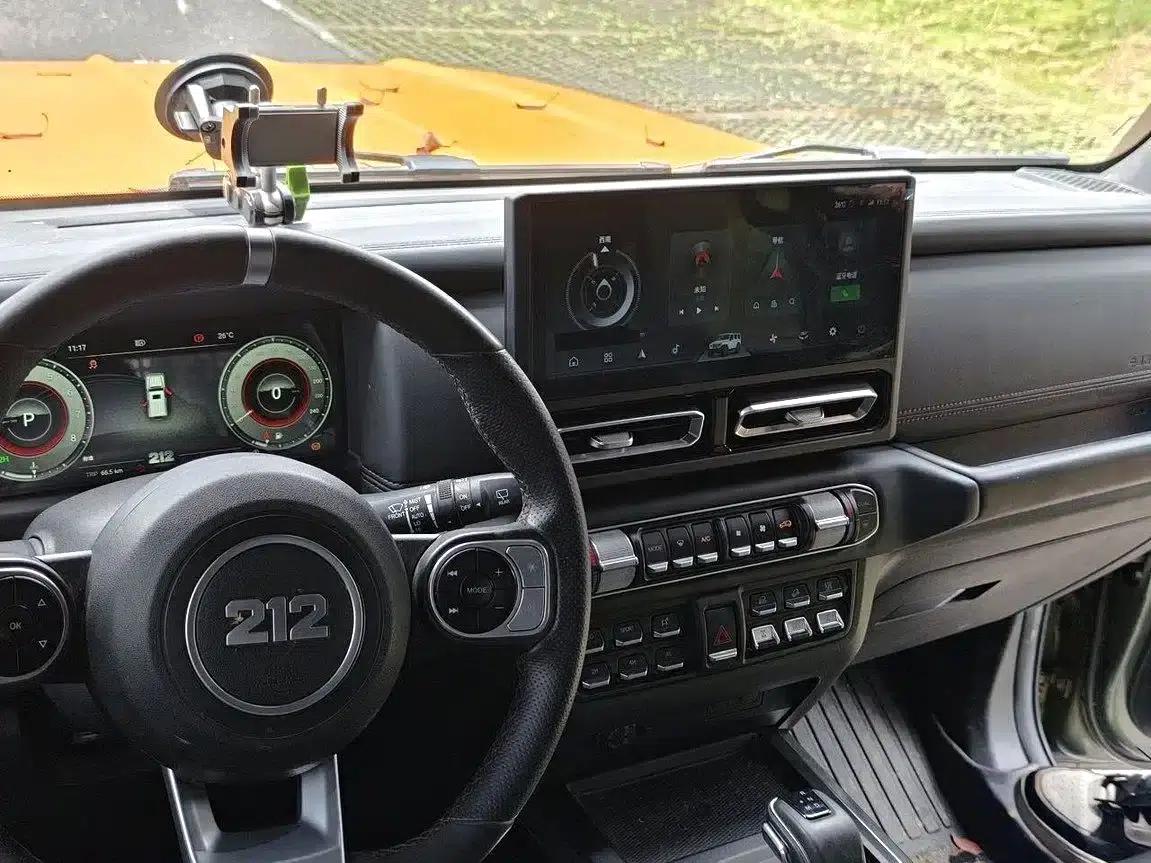 212 T01 2024 Explorer 2.0T — миниатюра 4