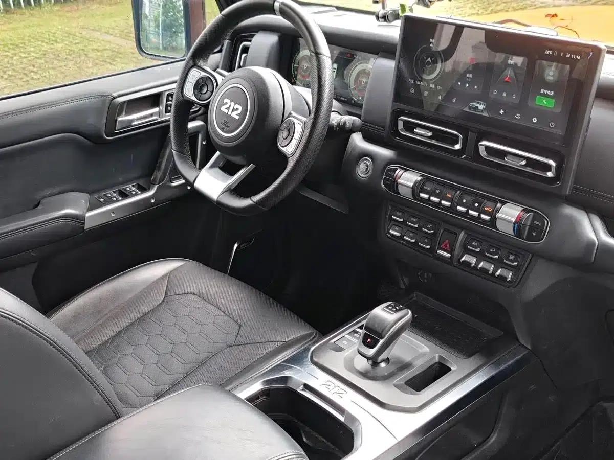 212 T01 2024 Explorer 2.0T — миниатюра 5