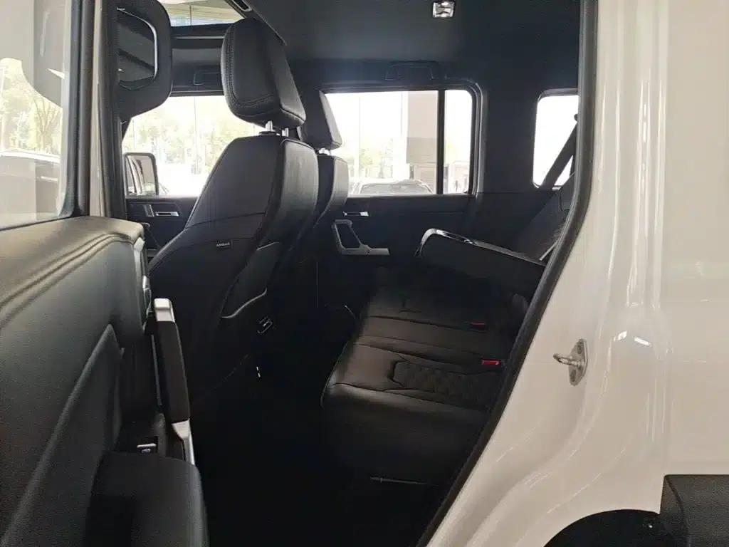 212 T01 2024 Explorer 2.0T — миниатюра 17