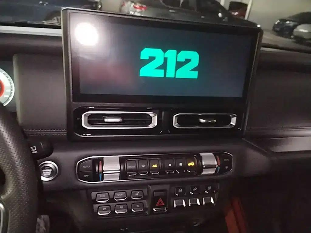 212 T01 2024 Model 2.0T Mechanic — миниатюра 13