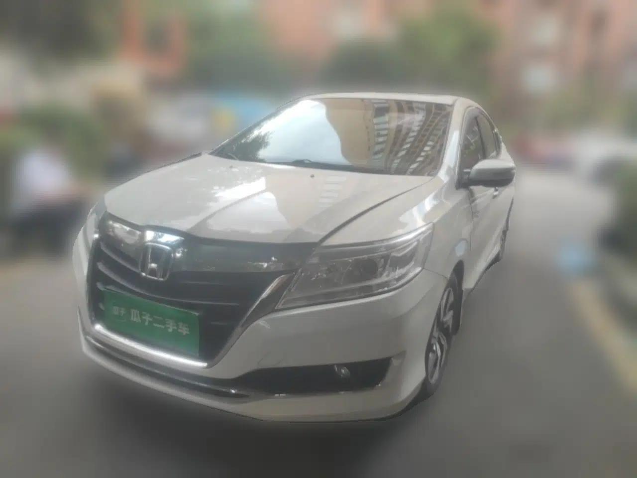 Honda Crider 2016 1.8L CVT Luxury Edition — миниатюра 1