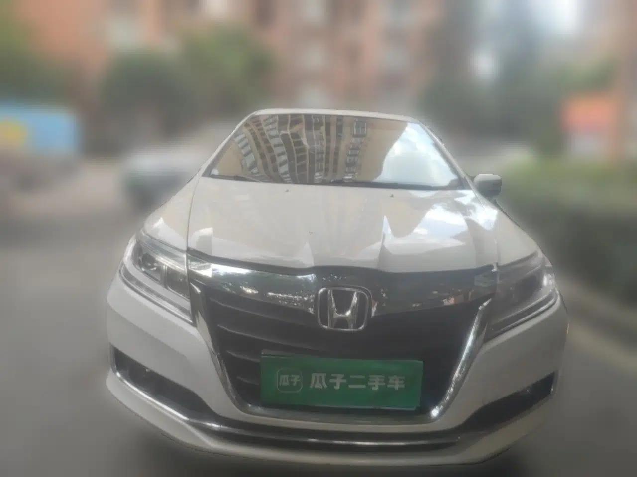 Honda Crider 2016 1.8L CVT Luxury Edition — миниатюра 2