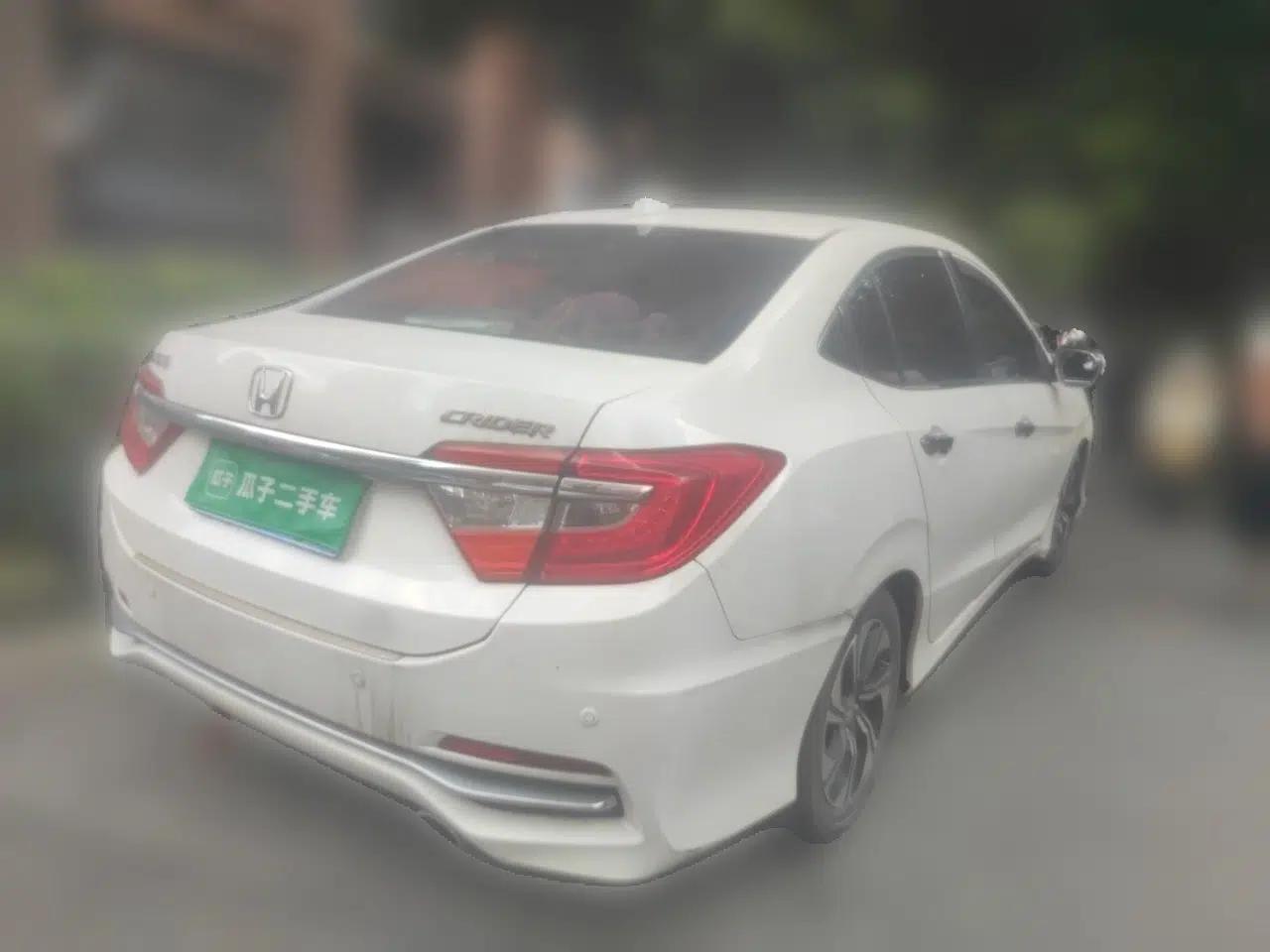 Honda Crider 2016 1.8L CVT Luxury Edition — миниатюра 6