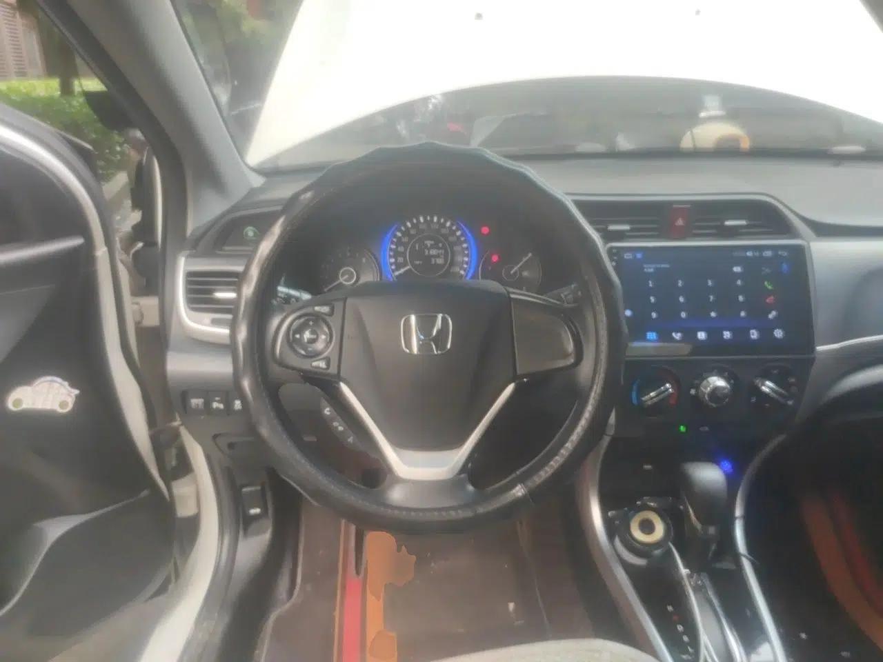 Honda Crider 2016 1.8L CVT Luxury Edition — миниатюра 10