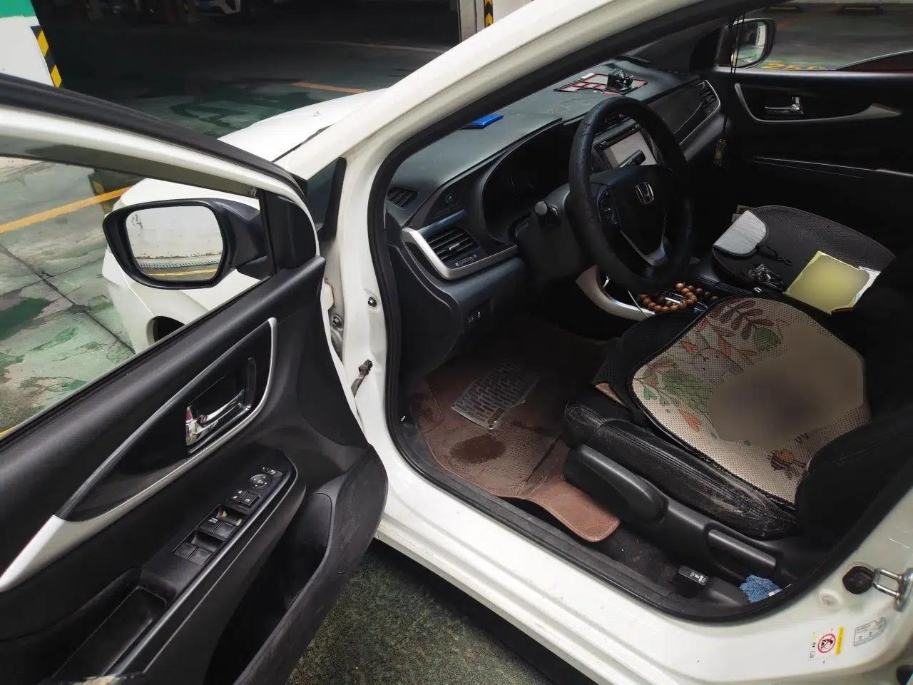 Honda Crider 2015 1.8L automatic luxury edition — миниатюра 16