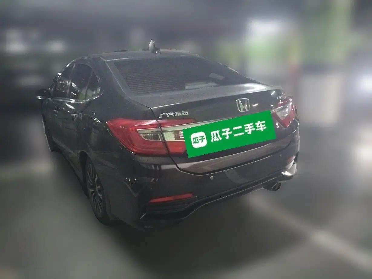 Honda Crider 2013 1.8L automatic luxury edition — миниатюра 4