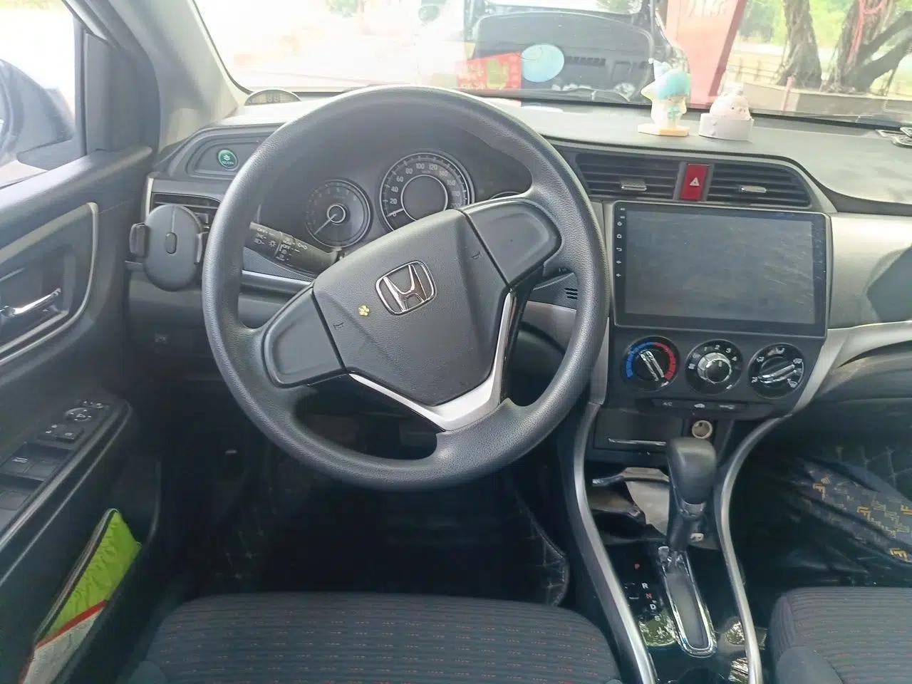 Honda Crider 2016 1.8L CVT Comfort Version — миниатюра 10