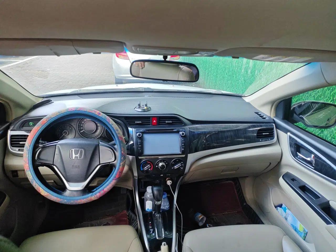 Honda Crider 2013 1.8L automatic comfort version — миниатюра 18