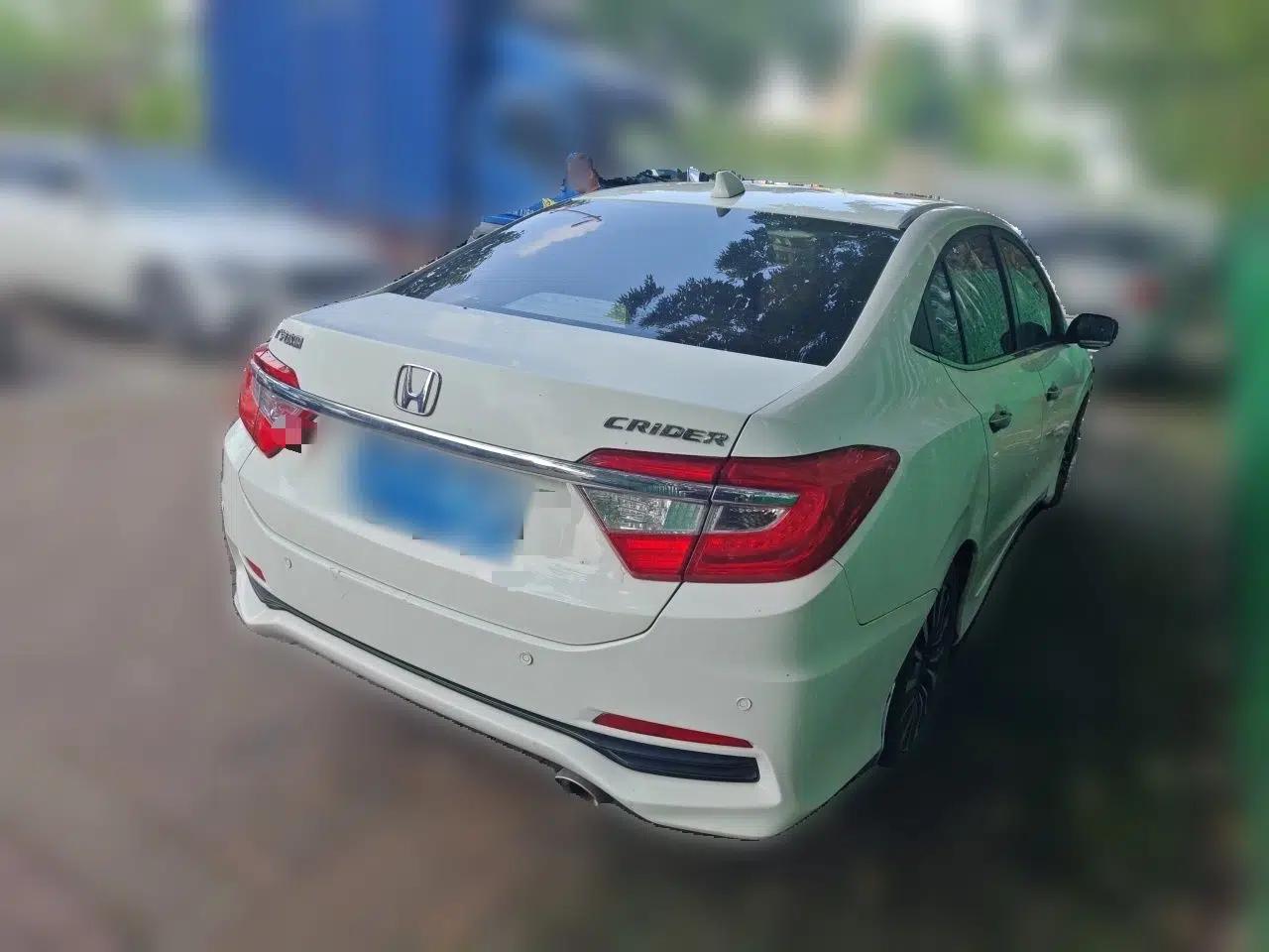Honda Crider 2013 1.8L automatic comfort version — миниатюра 6