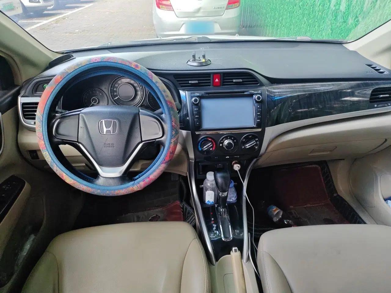 Honda Crider 2013 1.8L automatic comfort version — миниатюра 9
