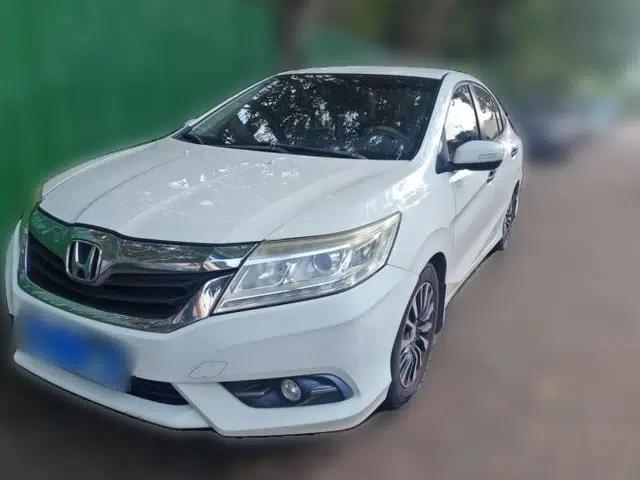 Honda Crider 2013 1.8L automatic comfort version