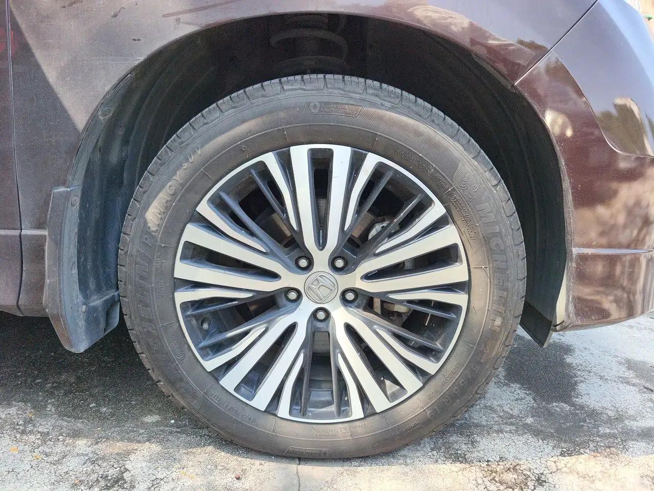 Honda Avancier 2017 370TURBO Four-Wheel Drive Prestige Edition — миниатюра 8
