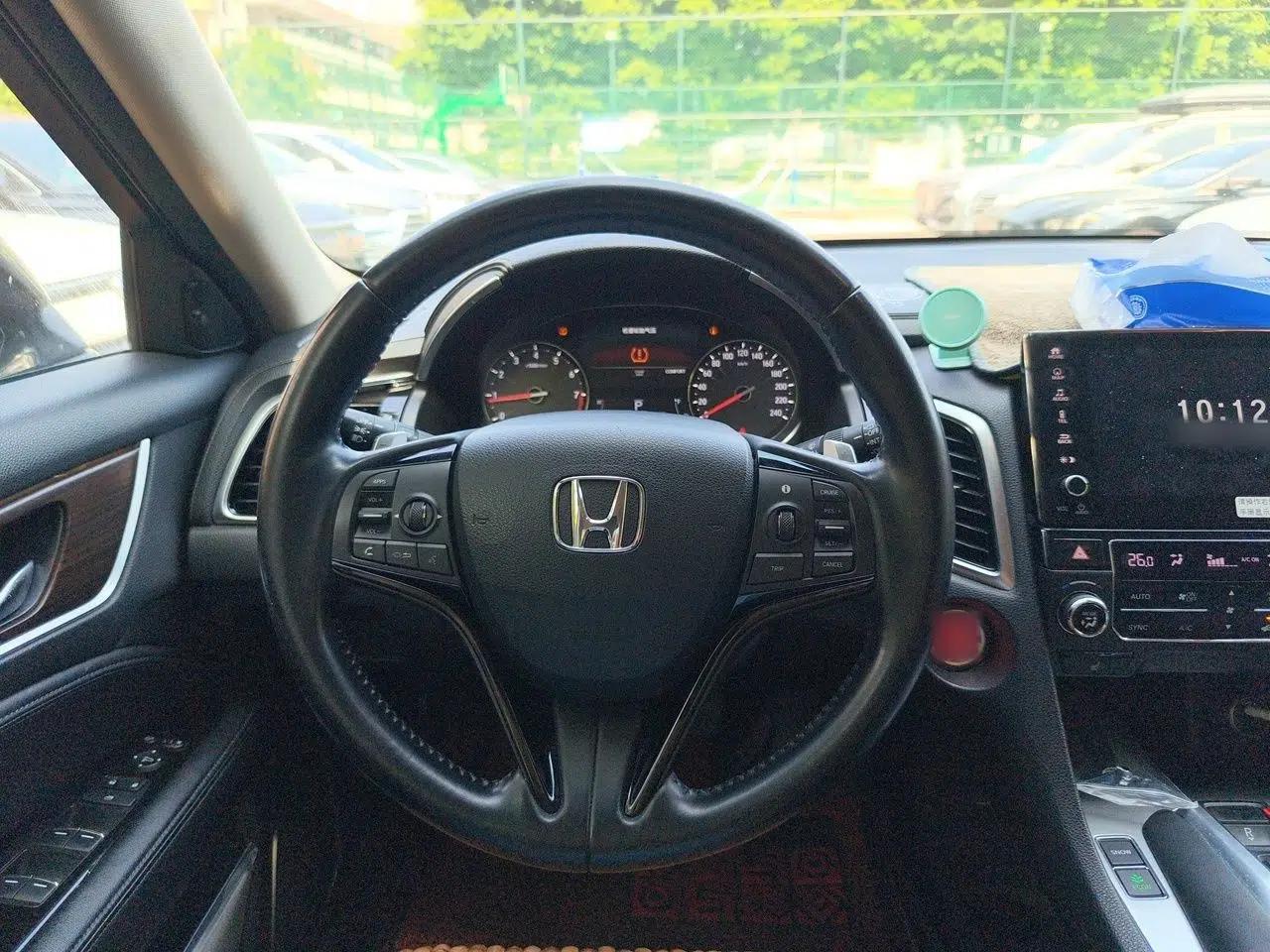 Honda Avancier 2017 370TURBO Four-Wheel Drive Prestige Edition — миниатюра 10