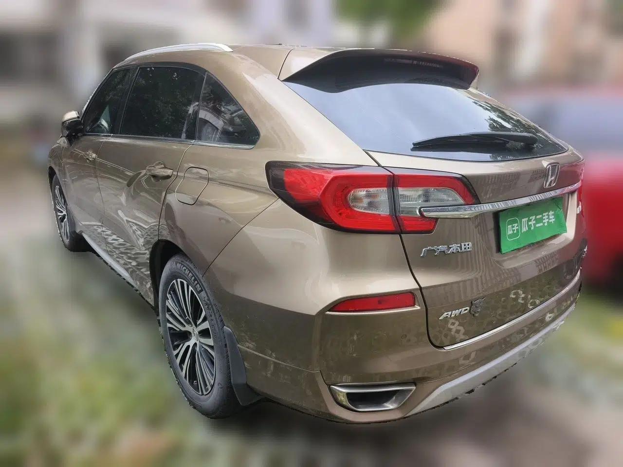 Honda Avancier 2017 370TURBO Four-Wheel Drive Supreme Edition — миниатюра 4