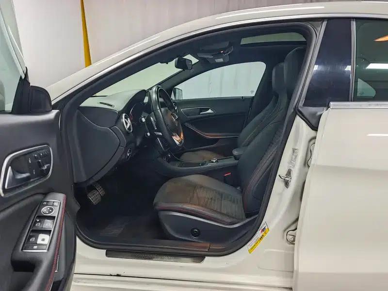 Mercedes-Benz CLA (Imported) 2015 CLA 220 4MATIC — миниатюра 17
