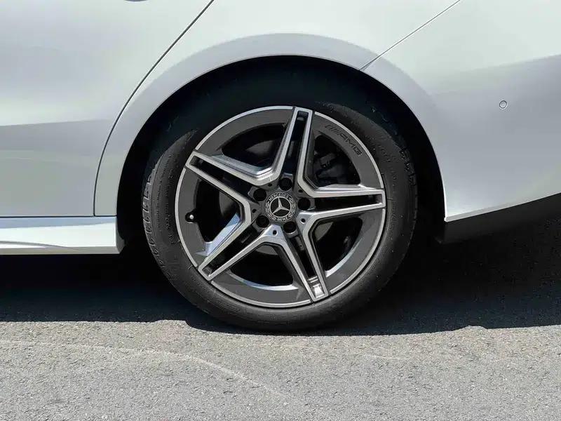 Mercedes-Benz CLA (Imported) 2022 Facelift CLA 200 Four-Door Coupe — миниатюра 14