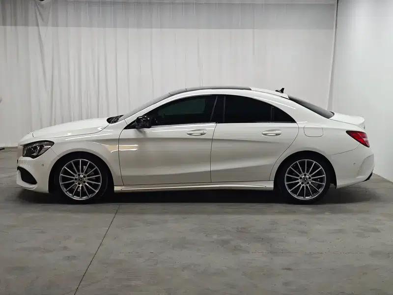 Mercedes-Benz CLA (Imported) 2018 CLA 220 4MATIC — миниатюра 4