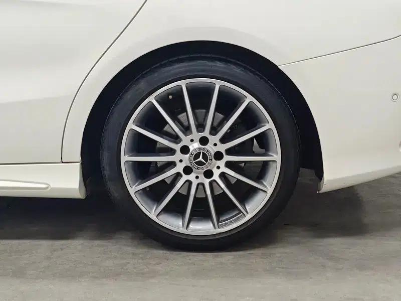 Mercedes-Benz CLA (Imported) 2018 CLA 220 4MATIC — миниатюра 9