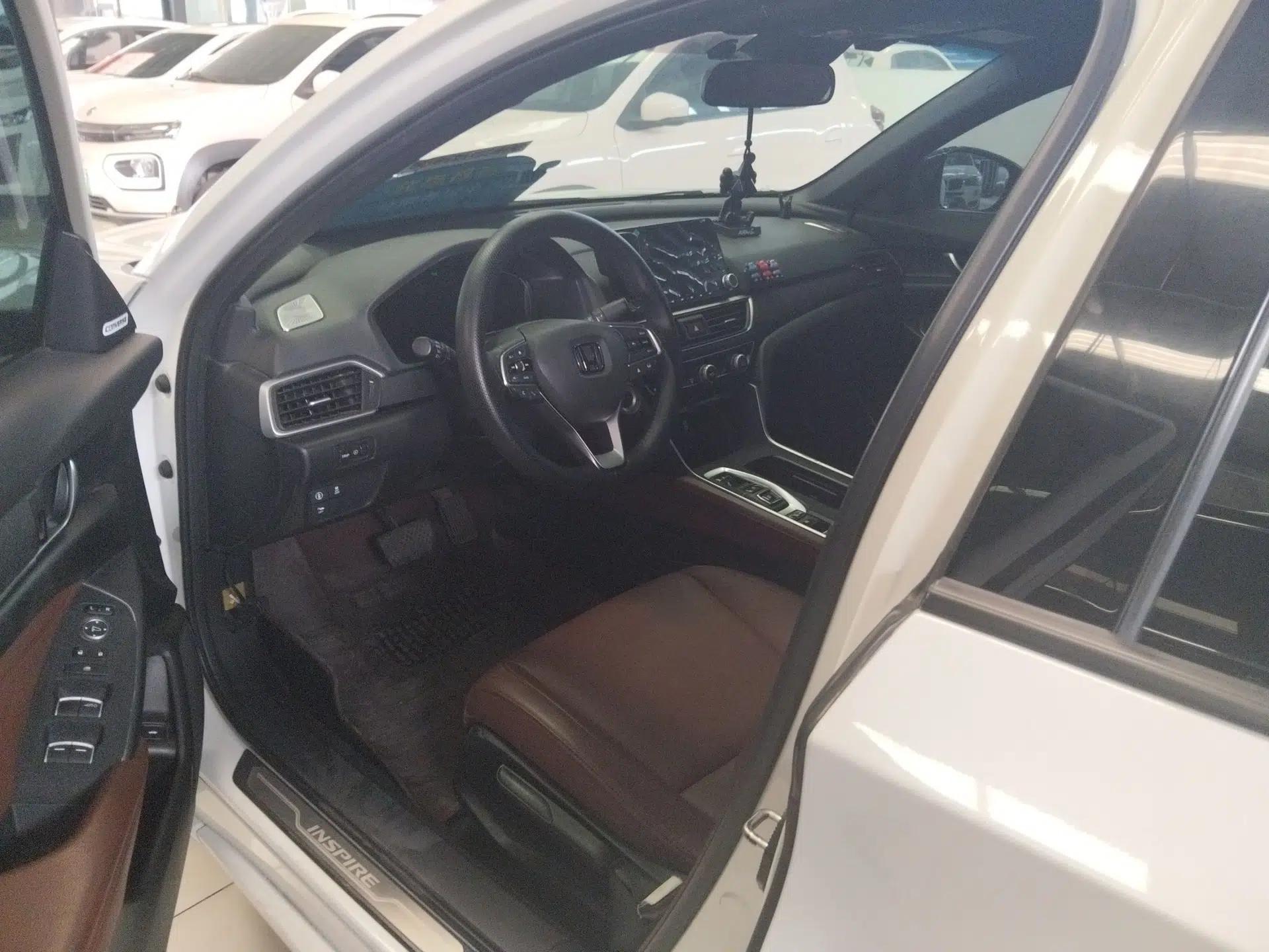 Honda Inspire 2022 Rui Hybrid 2.0L Jingzhi Edition — миниатюра 11