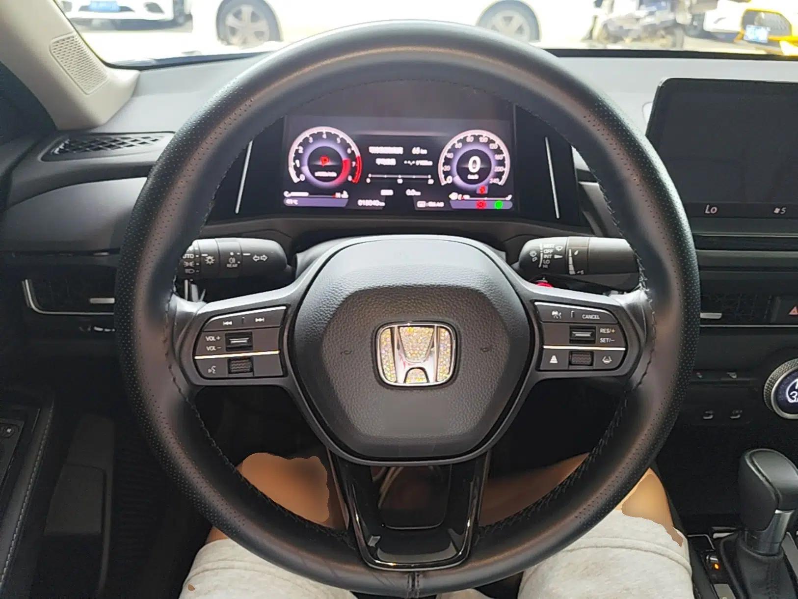 Honda Inspire 2023 260TURBO Deluxe Edition — миниатюра 13