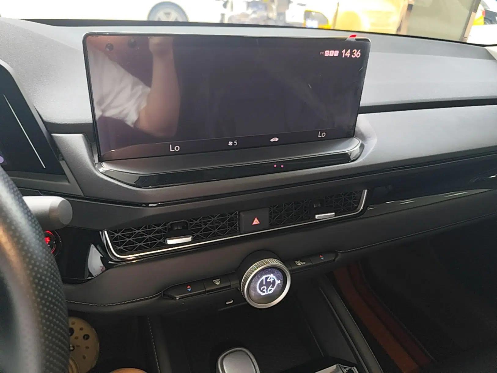 Honda Inspire 2023 260TURBO Deluxe Edition — миниатюра 15