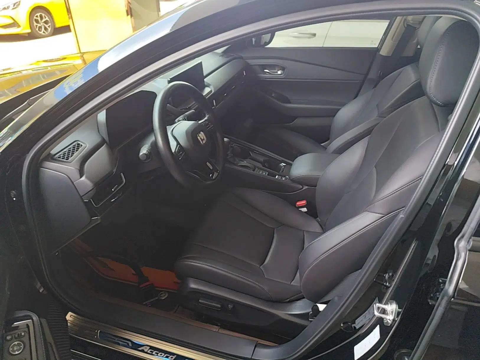 Honda Inspire 2023 260TURBO Deluxe Edition — миниатюра 17