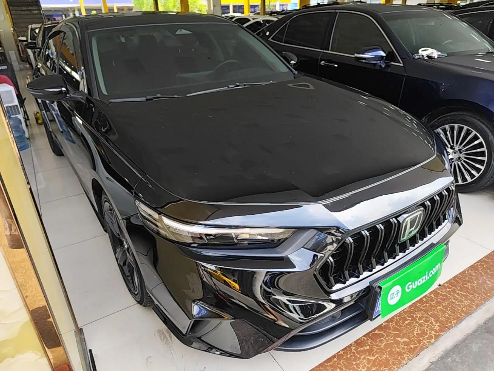 Honda Inspire 2023 260TURBO Deluxe Edition — миниатюра 3