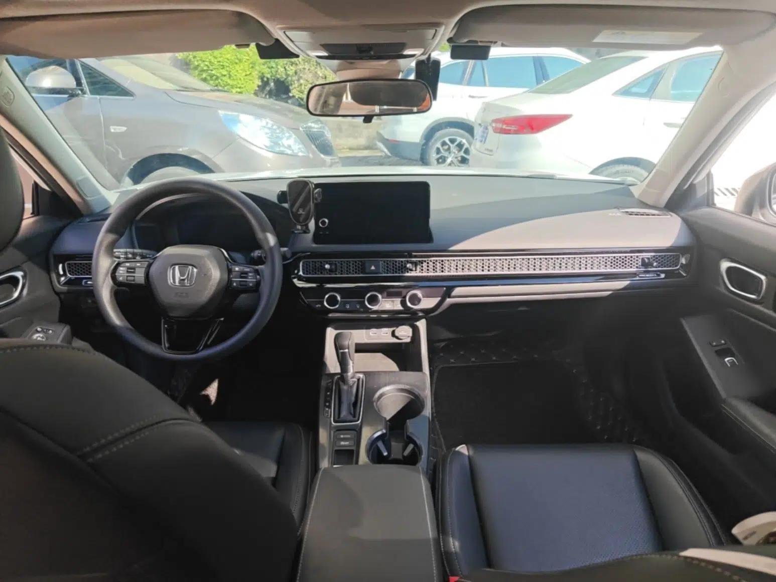 Honda Integra 2022 240TURBO CVT Technology Edition — миниатюра 12