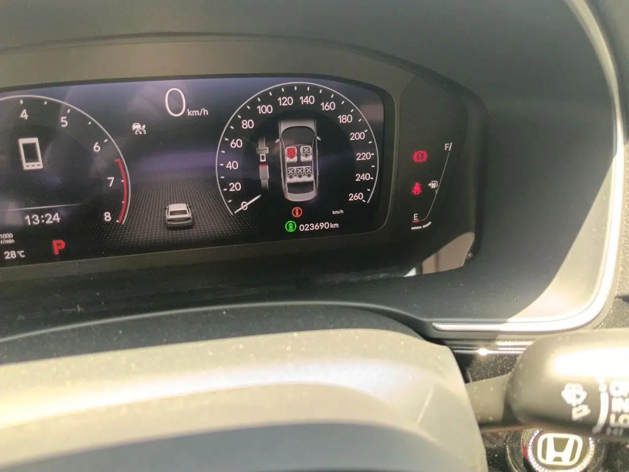 Honda Integra 2022 240TURBO CVT Luxury Edition — миниатюра 12