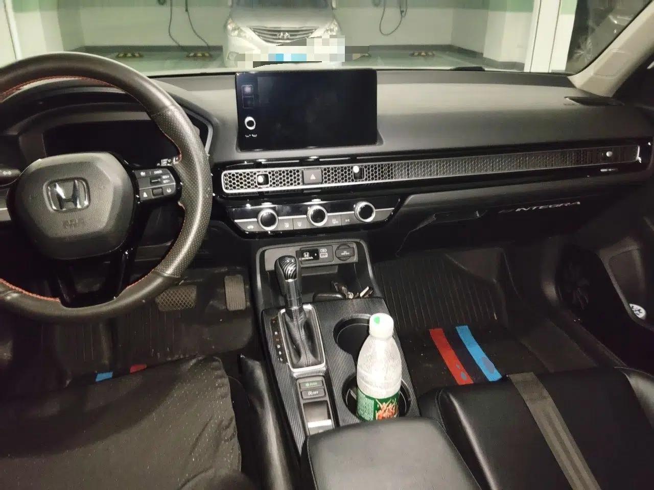 Honda Integra 2022 240TURBO CVT Technology Edition — миниатюра 9