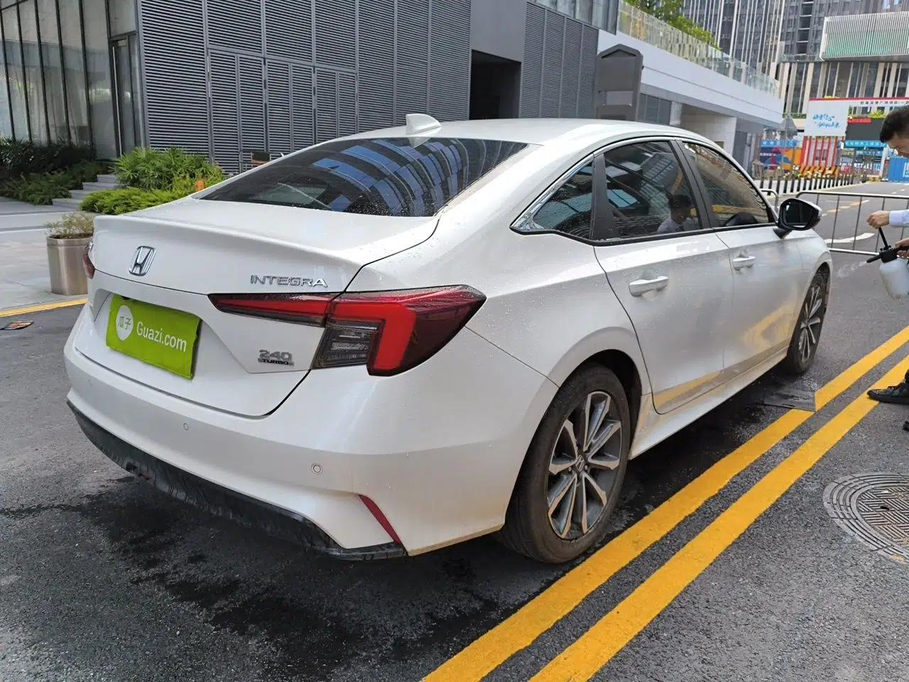 Honda Integra 2025 240TURBO CVT Tech Edition — миниатюра 6