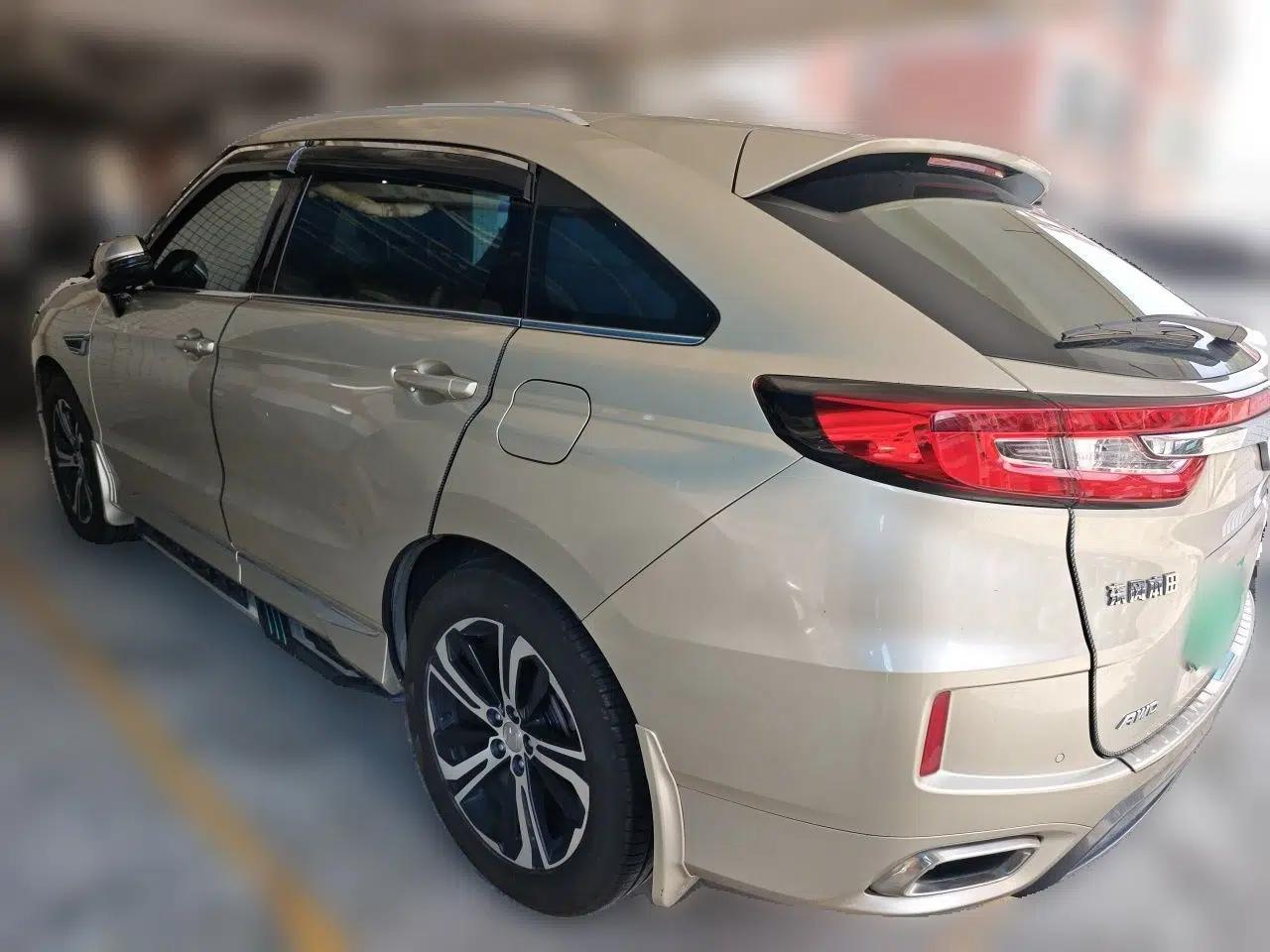 Honda UR-V 2017 370TURBO Four-Wheel Drive Prestige Edition China V — миниатюра 4
