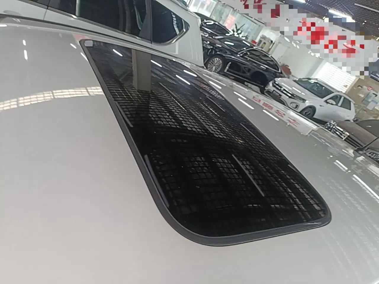 Honda Jade 2016 1.8L Automatic Comfort Elite Version 5 Seats — миниатюра 7