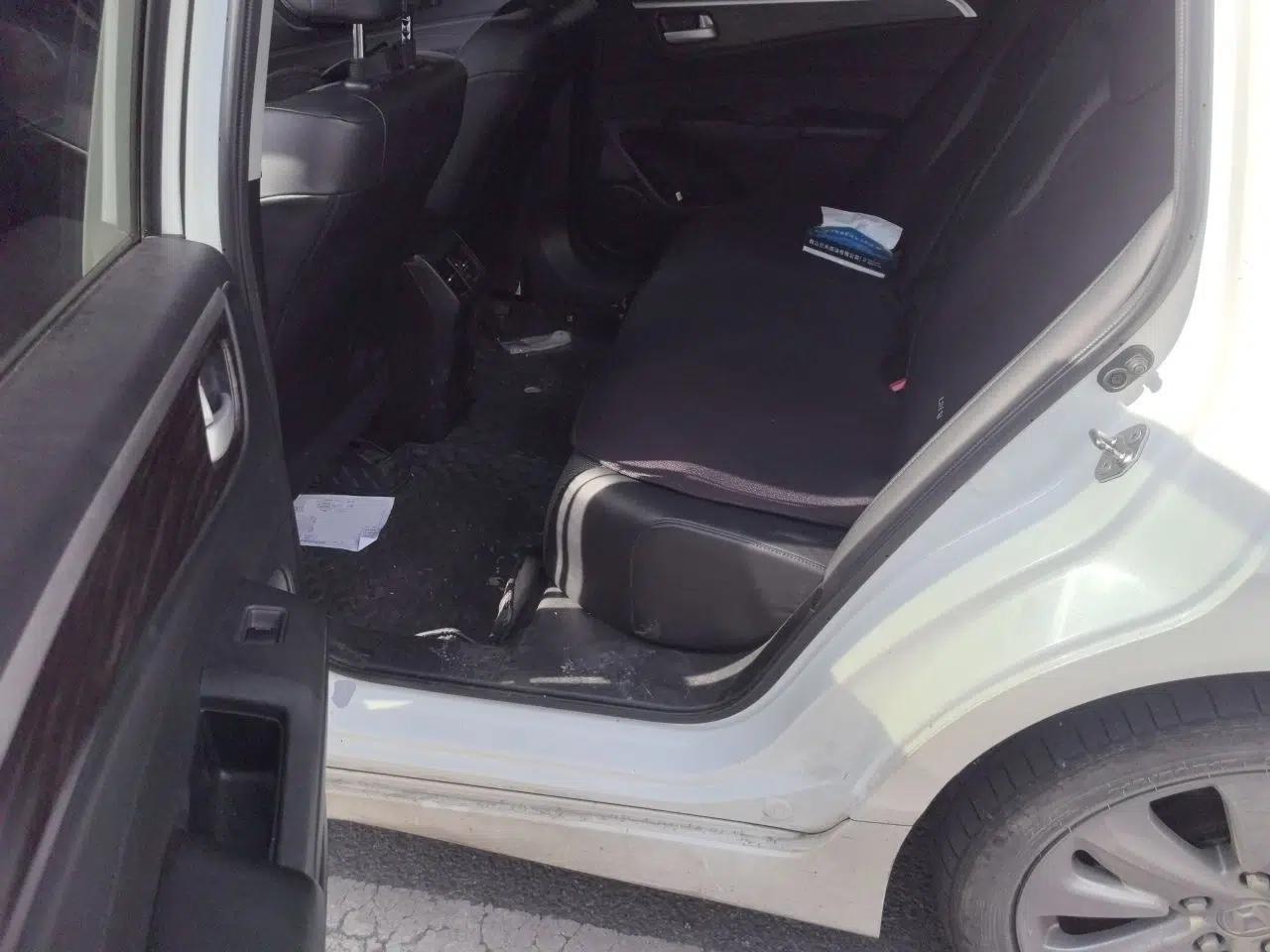 Honda Jade 2017 1.8L automatic Comfort version 5 seats — миниатюра 17