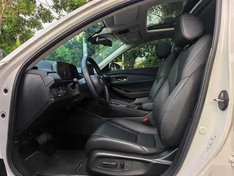 2023 Honda Accord 260TURBO Smart Edition — миниатюра 19