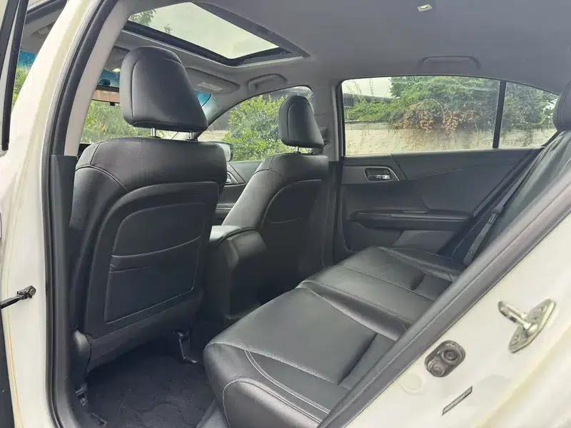 2014 Honda Accord 2.0L EX Luxury Edition — миниатюра 9