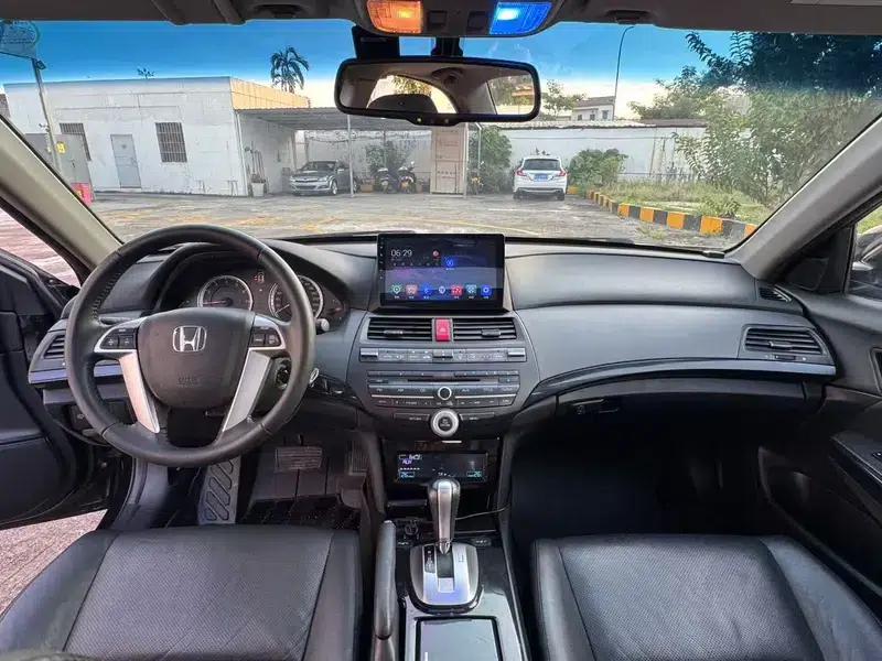 2013 Honda Accord 2.0L SE — миниатюра 7